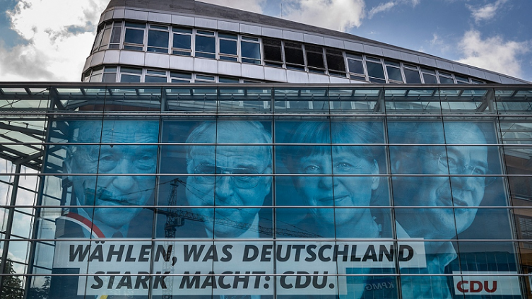 Los alemanes eligen al sucesor de Merkel, sin un favorito