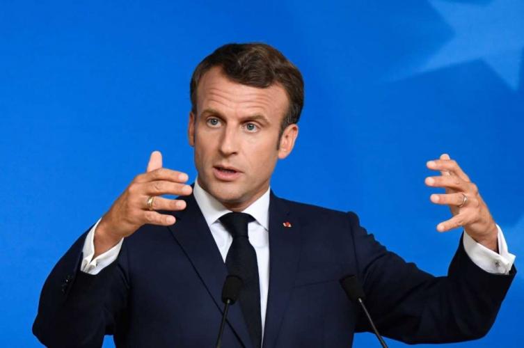 Francia: le arrojaron un huevo a Emmanuel Macron en Lyon