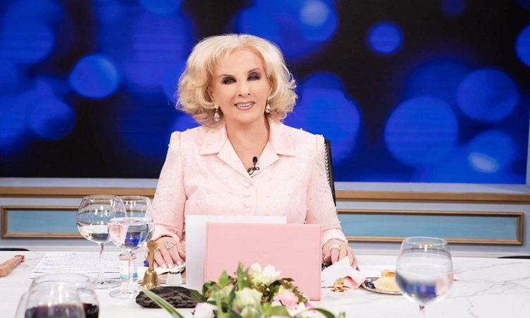 Mirtha Legrand fue internada en el Mater Dei