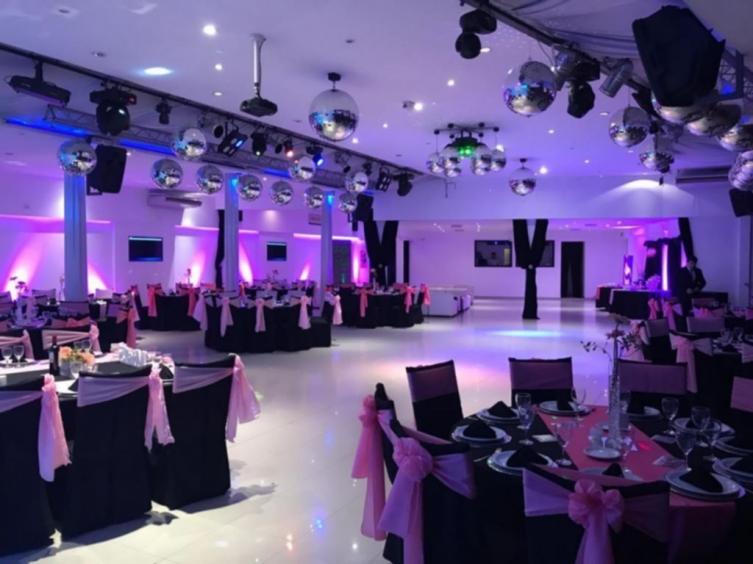 Dueños de salones de eventos piden que los dejen trabajar 