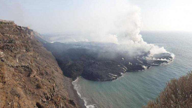 La Palma: por la erupción del volcán se intensifica la actividad sísmica