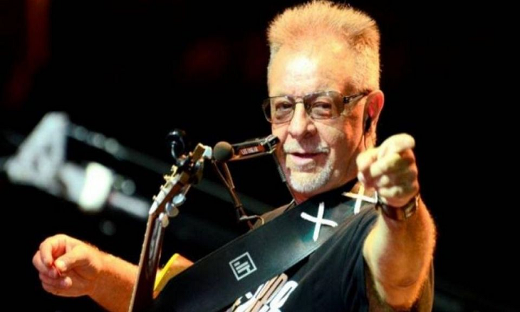 León Gieco escribió su nueva canción tras ir al supermercado