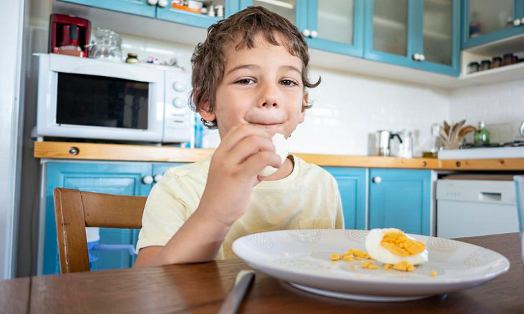 Niños: claves sobre el consumo de huevo en esta etapa de la vida
