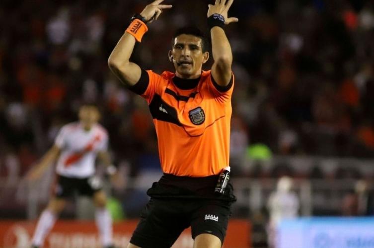 Colón visita a San Lorenzo mirando de reojo a Andrés Merlos