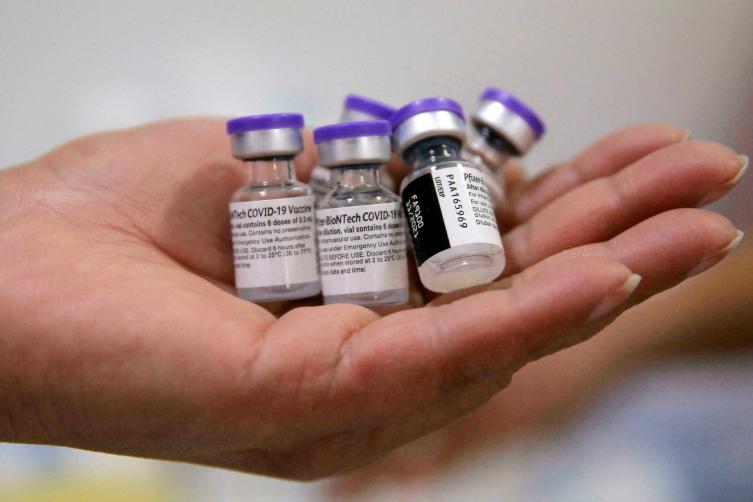 Llegan a Santa Fe más de 126 mil dosis de Pfizer