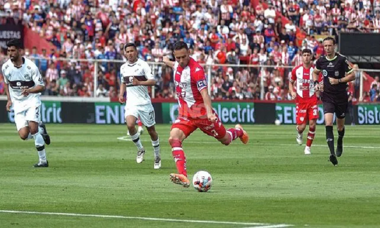 Unión: las altas y bajas para enfrentar a Racing