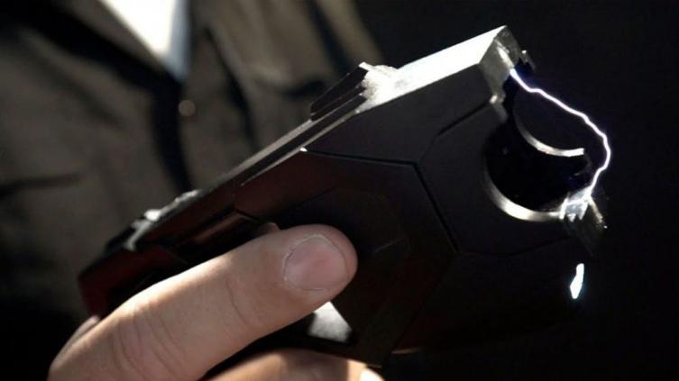 El 87% de los policías consideran que se deberían usar pistola Taser