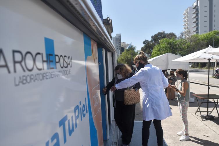 Continúa la campaña de chequeo de lunares