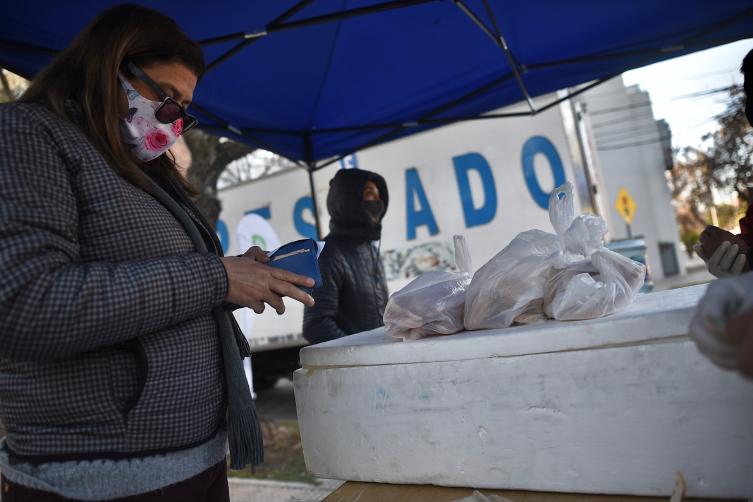 Sigue la venta de pescado de mar a precios populares