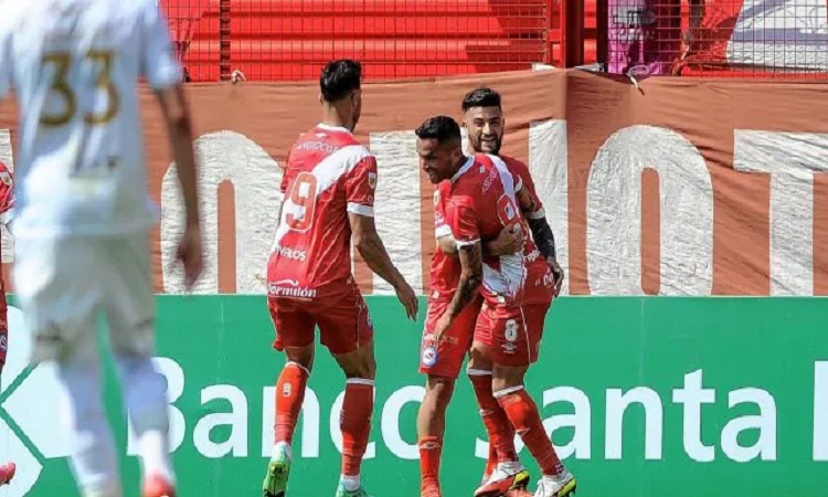 Colón se trae una dura pero justa derrota de la Paternal