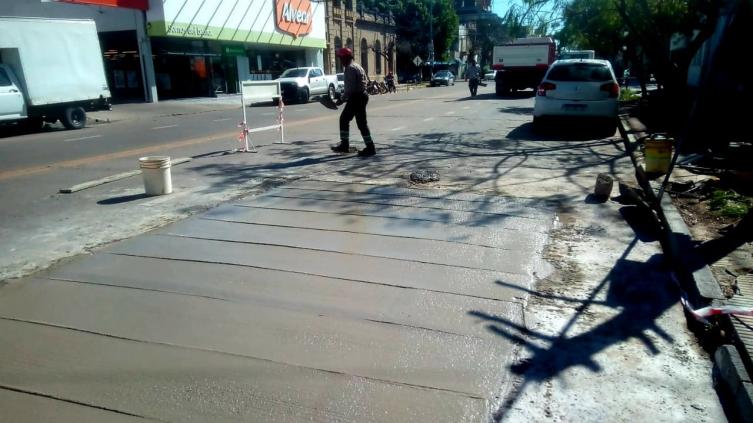 Trabajos de iluminación y bacheo previstos para este viernes