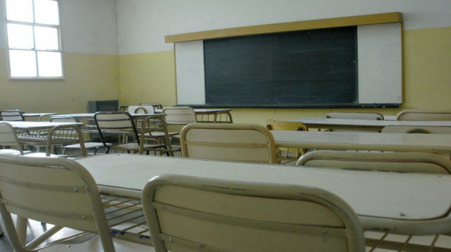 Los docentes aseguran que aún no fueron convocados