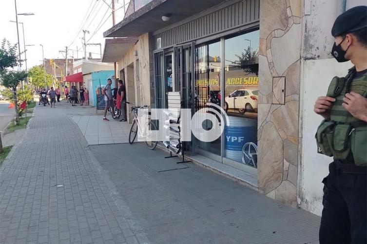 Avenida Blas Parera: cuatro heridos, uno de ellos menor de edad