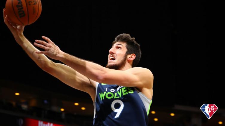 Bolmaro brilló en su debut en la G League