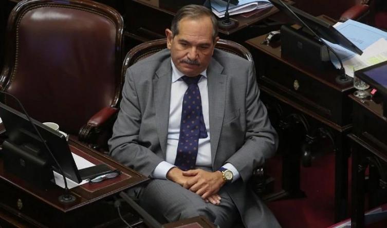 Internaron de urgencia a José Alperovich