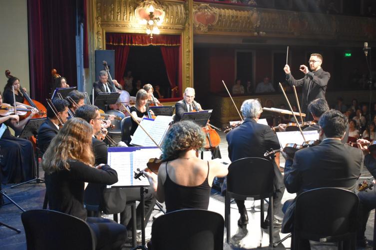 La capital santafesina rinde homenaje a Astor Piazzolla