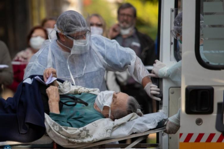 Argentina superó los 116.000 fallecidos por Covid-19 