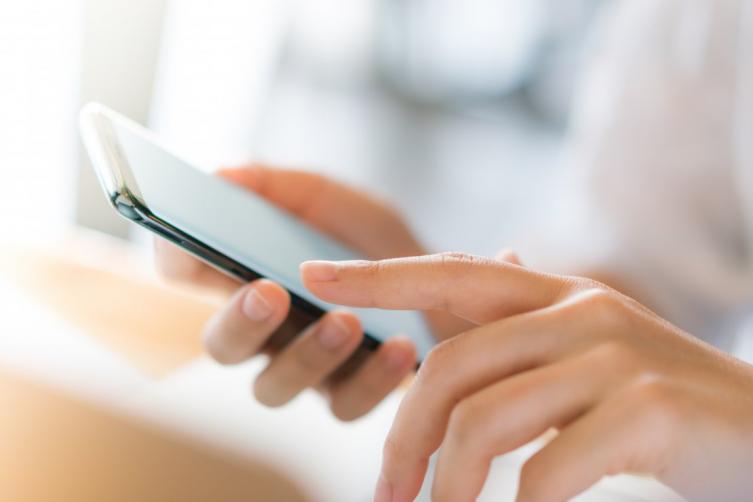 Alertan por nueva modalidad de estafa a través de WhatsApp 