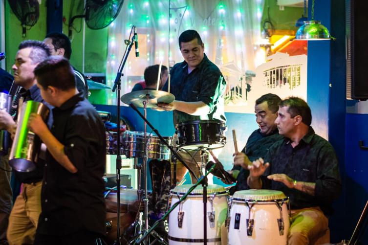 A puro ritmo,  se celebra el Día de la Cumbia Santafesina