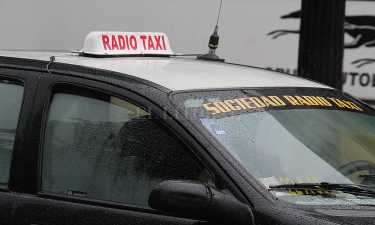 Inseguridad: volvieron a asaltar a un taxista en la ciudad de Santa Fe 