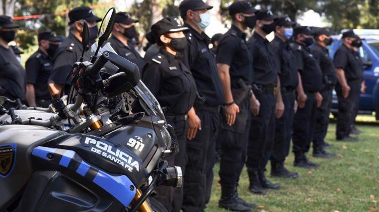 Casi 12 mil aspirantes para ingresar a la policía y más de 5 mil a bomberos