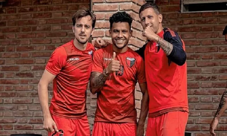 Colón con mucho tiempo para preparar el partido ante Racing