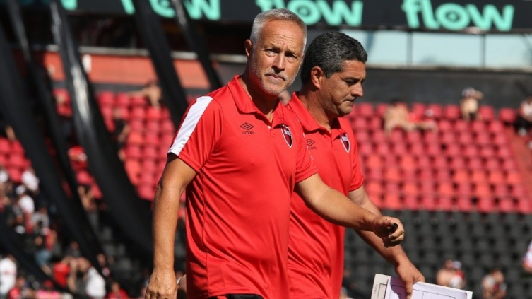Taffarel: “Destaco el orden y que estamos jugando a otra velocidad”