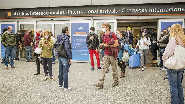 Casi 15 mil turistas ingresaron al país desde el 1º de noviembre