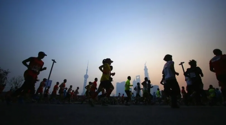 Maratón de Shanghai: suspendida por un rebrote de coronavirus en China