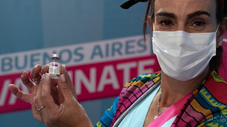 El 60% de los argentinos ya completó su esquema de vacunación