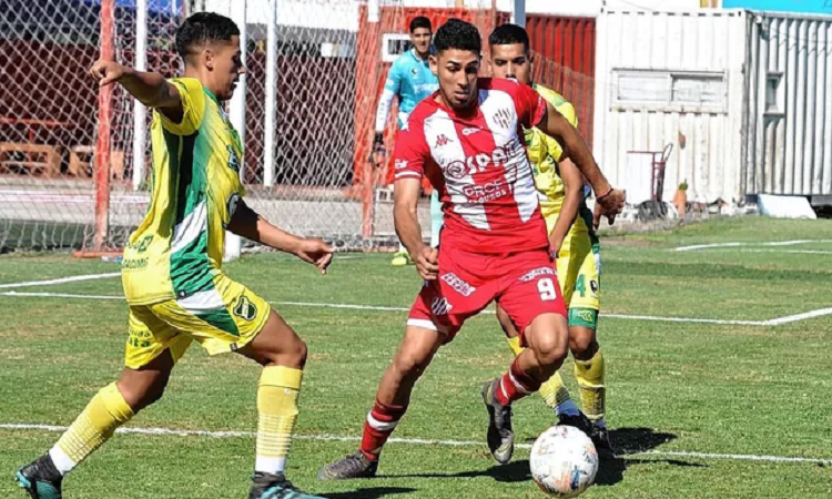 Unión y Defensa empataron en Reserva