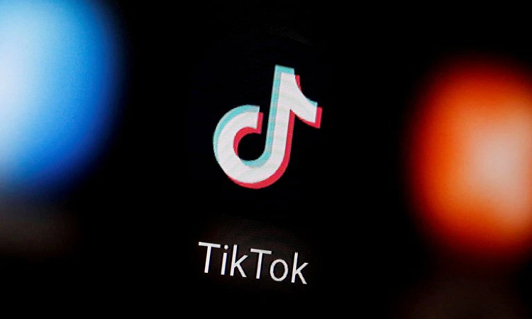 TikTok refuerza su seguridad por retos y bulos peligrosos