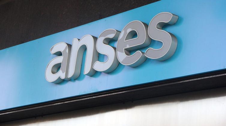 Aumentos de ANSES: cuándo se cobran