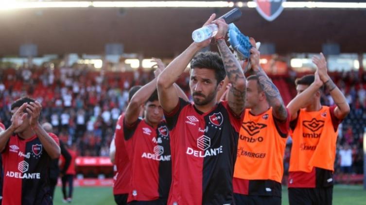 Con equipo confirmado, Newell's visita a Arsenal 