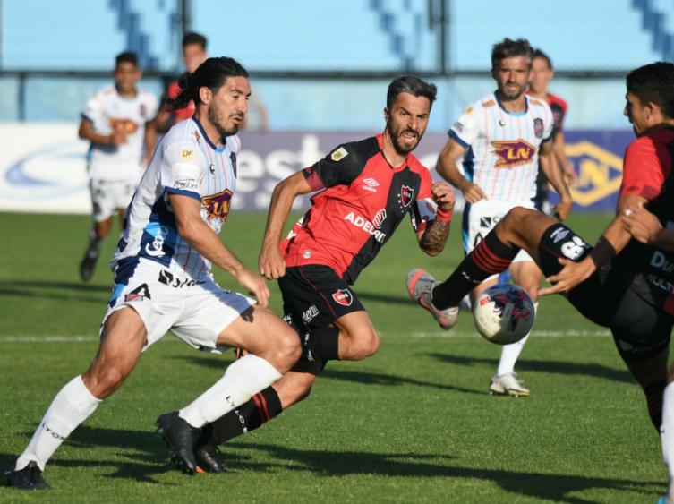 Newell's perdió ante Arsenal 