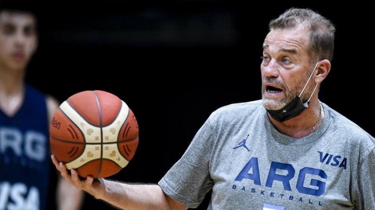 Néstor García palpita el debut de Argentina 