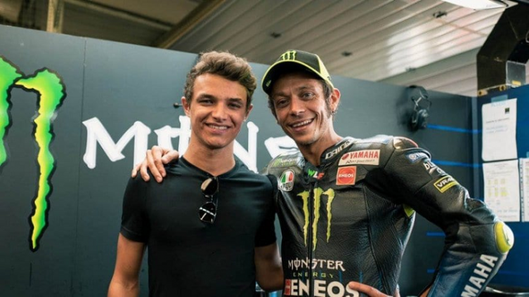 Valentino Rossi desea correr con Lando Norris