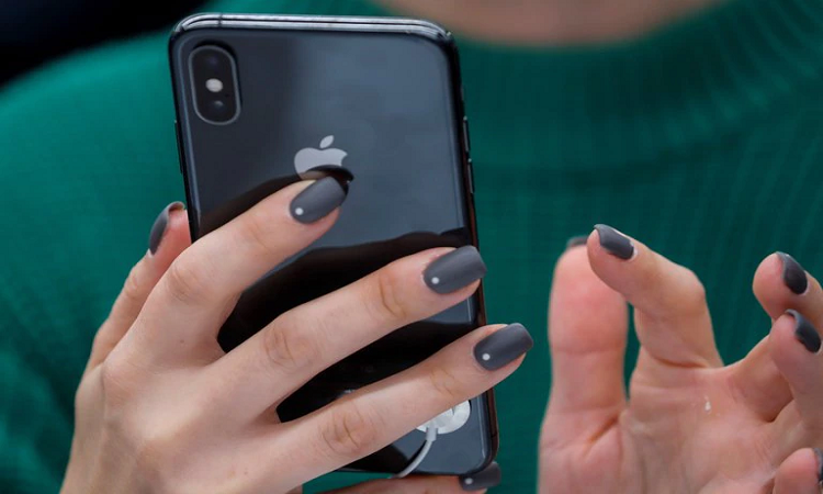 La Aduana subasta iPhones, Macbooks, relojes inteligentes y consolas de videojuegos