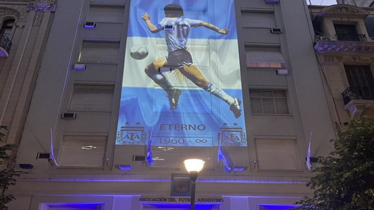El edificio de AFA fue rebautizado con el nombre de Diego Armando Maradona