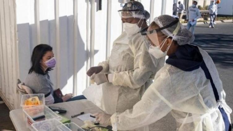 La OMS afirmó que la variante Ómicron está en al menos 23 países
