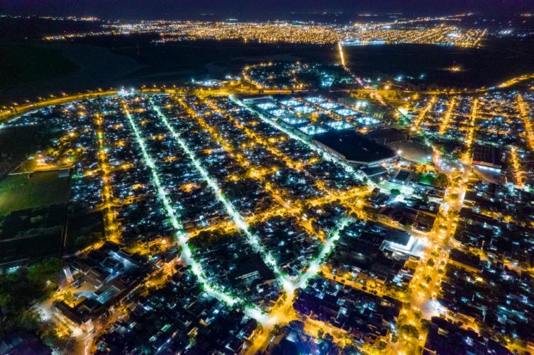 Martes con trabajos de fumigación, iluminación y bacheo 