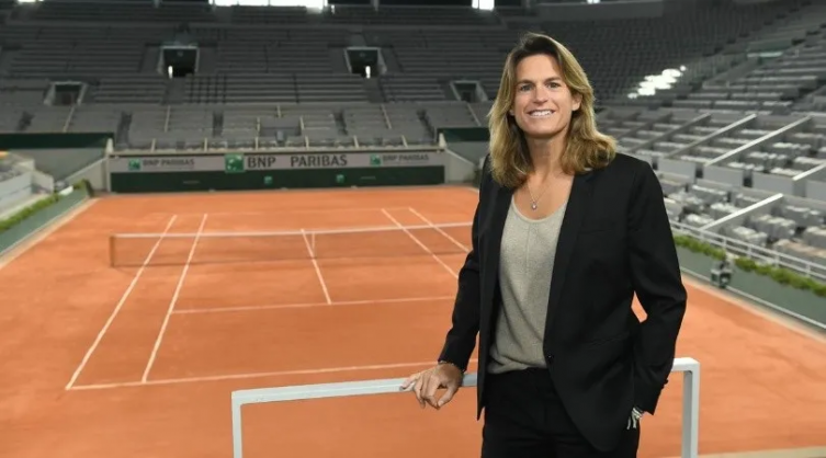 Mauresmo es la primera mujer en ser directora de Roland Garros
