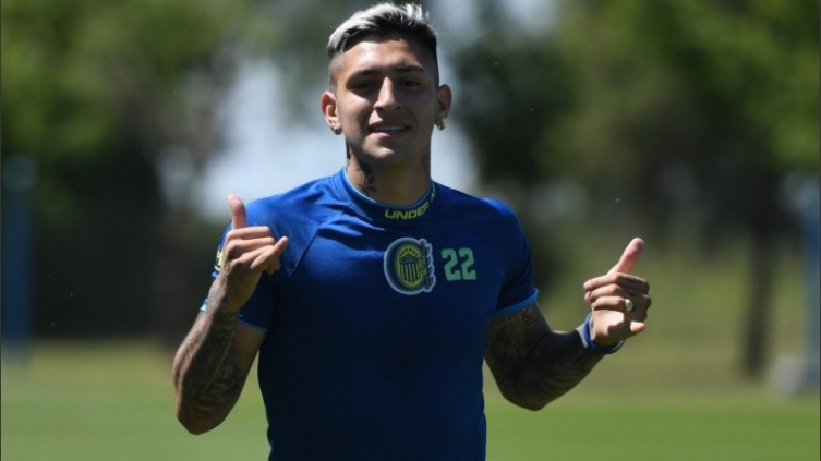 Ávila no entrenó a la par del resto