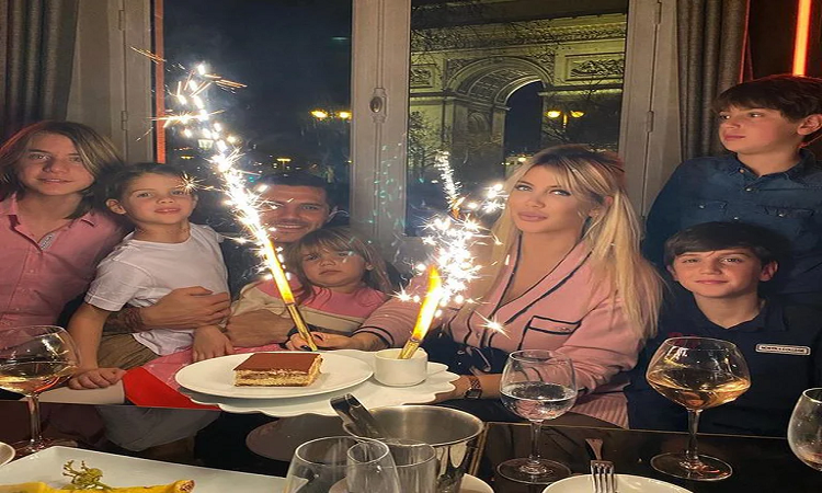 Wanda Nara es meme tras usar el Chanel multiuso de Marge Simpson