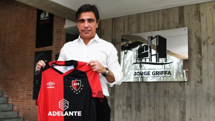 Javier Sanguinetti es oficialmente el nuevo técnico de Newell's
