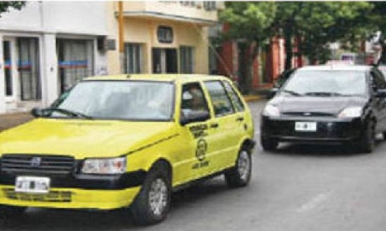 Se dispuso un refuerzo de servicio de remises y taxis 