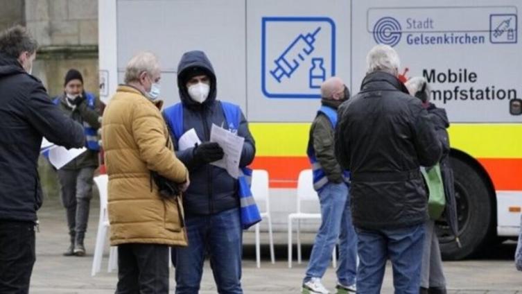 Alemania prohíbió la asistencia del público a eventos multitudinarios