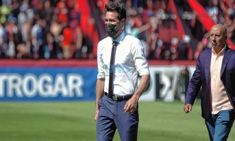 Los técnicos que no quieren tomar la posta de Domínguez en Colón