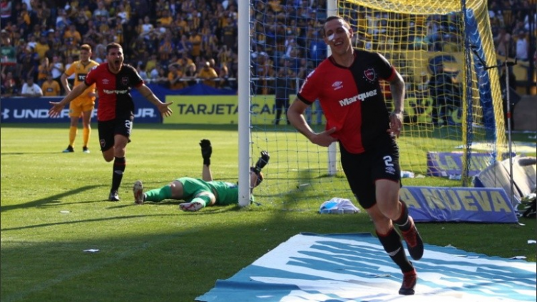 Newell's busca refuerzos en defensa