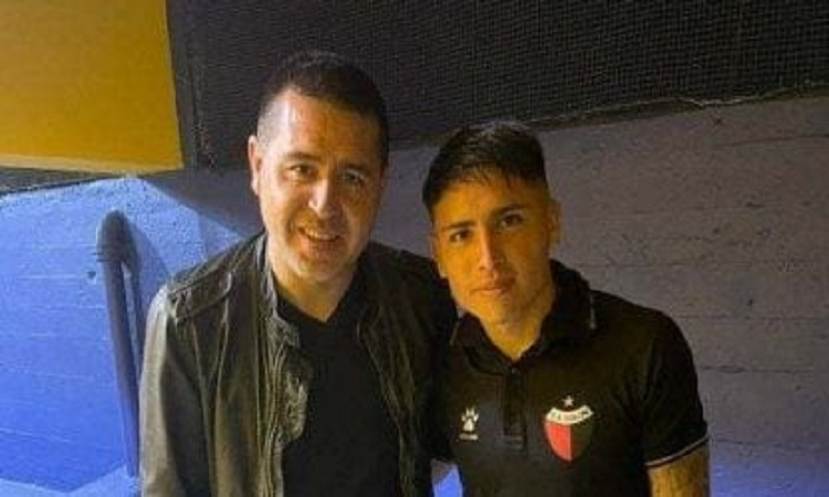Para Colón es insuficiente la oferta de Boca por Facundo Farías